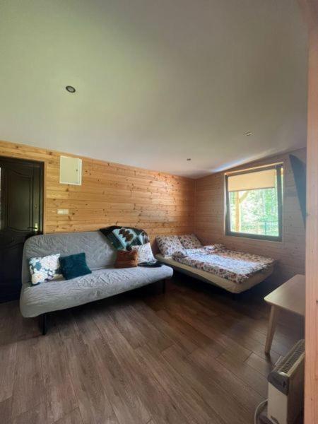 Lesny Zakatek Bed & Breakfast Smardzewice Bagian luar foto