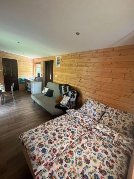Lesny Zakatek Bed & Breakfast Smardzewice Bagian luar foto