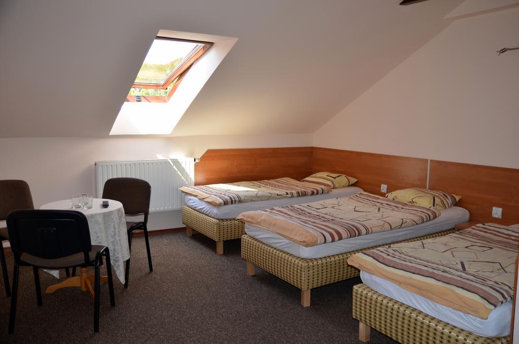 Lesny Zakatek Bed & Breakfast Smardzewice Bagian luar foto